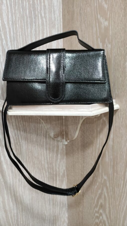 Bolso negro mano