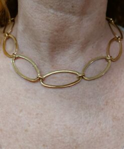 Collar dorado cadena