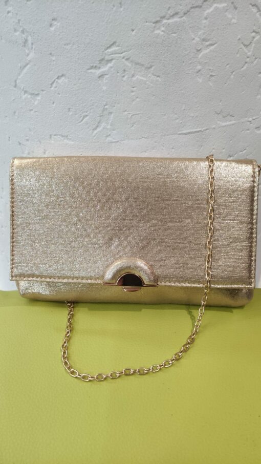 Cartera dorada mediana
