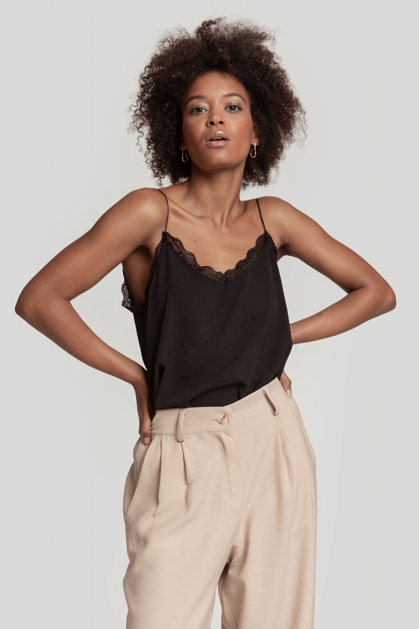 Top tirantes negro cheap