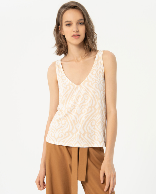 Camiseta escote pico estampada Crudo