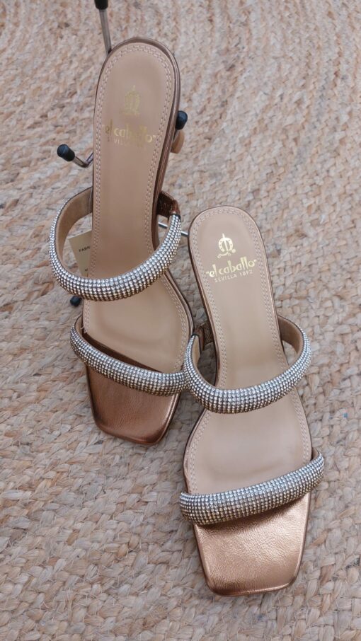 Sandalia bronce
