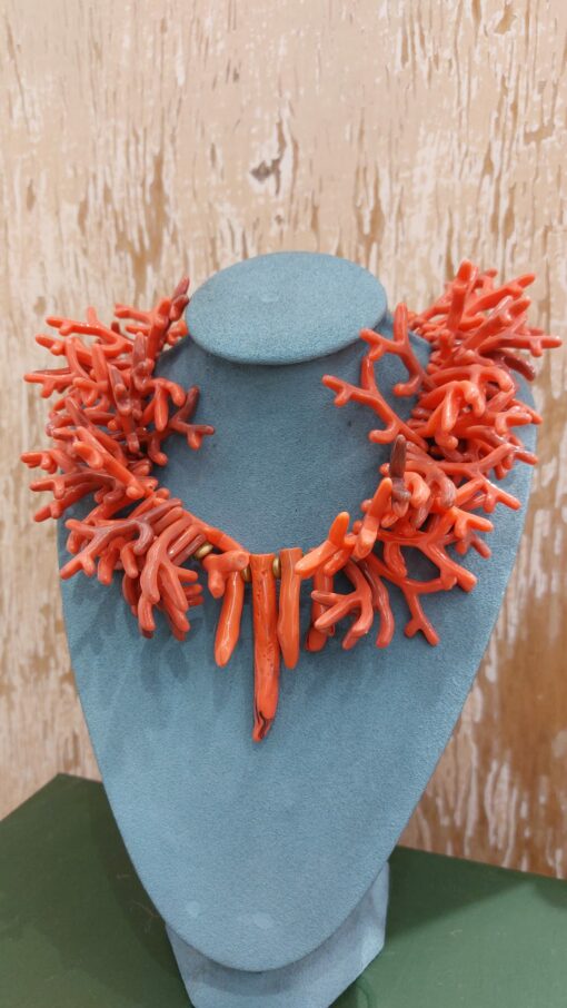 Collar coral rosa, gargantilla