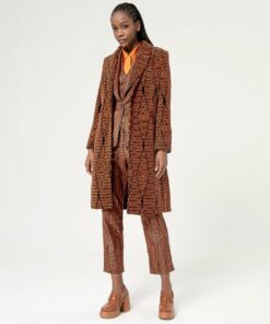 Abrigo largo de Jacquard estampado. naranja