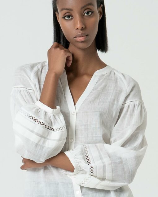 Blusa cuello maho abierto con mangas abullonadas Blanco - Imagen 3