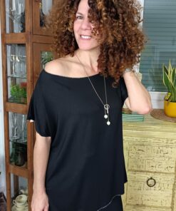 Camiseta negra s/collar