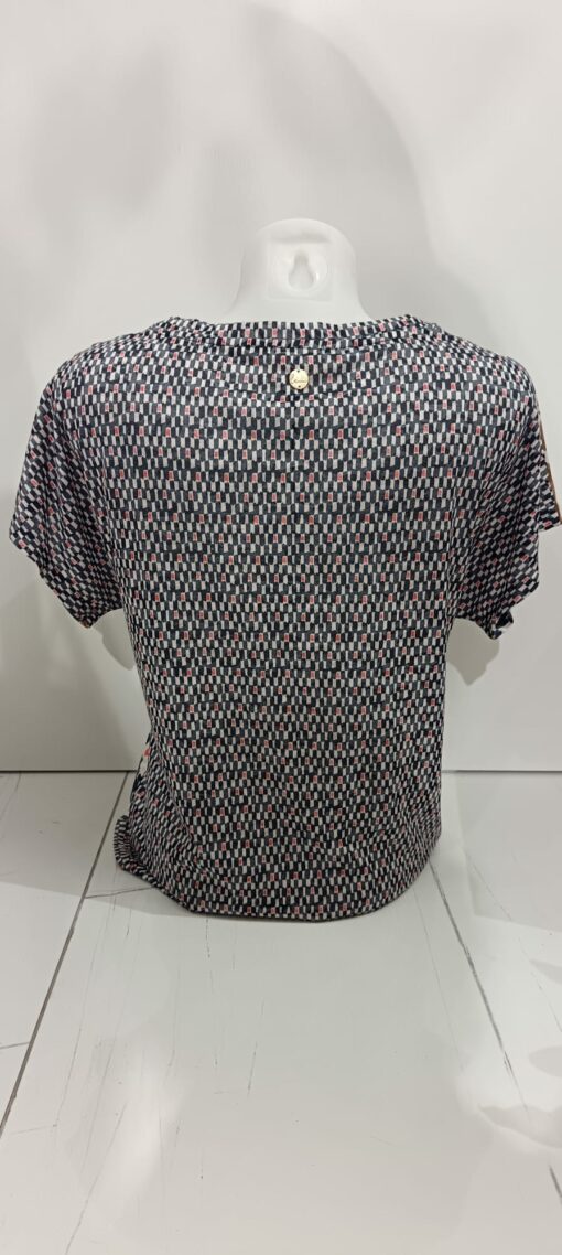 Top negro, escote en V, filo lurex - Imagen 2