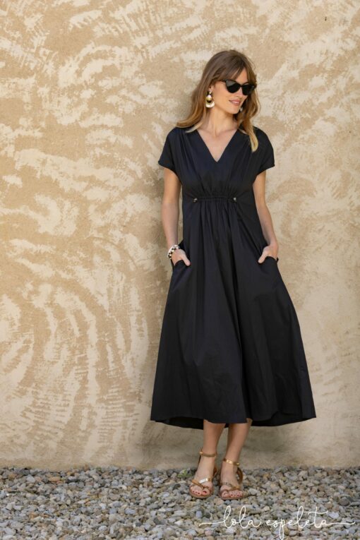 Vestido negro midi, goma - Imagen 3