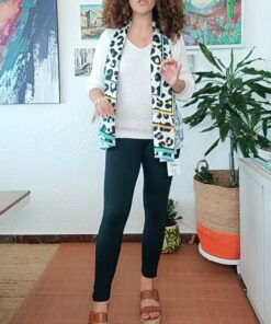 Malla adorno bajo tachas