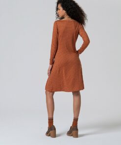 Alternative view of Vestido escote barco entallado y falda con vuelo Toffee