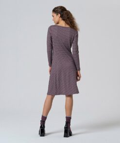Alternative view of Vestido escote barco entallado y falda con vuelo Gris