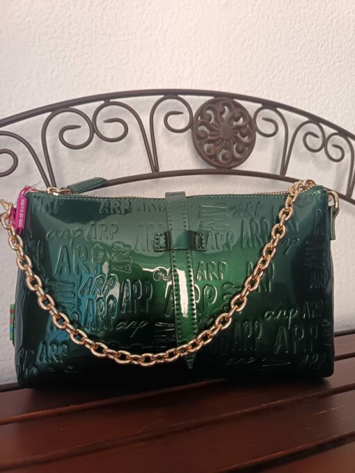 Cartera charol logo verde