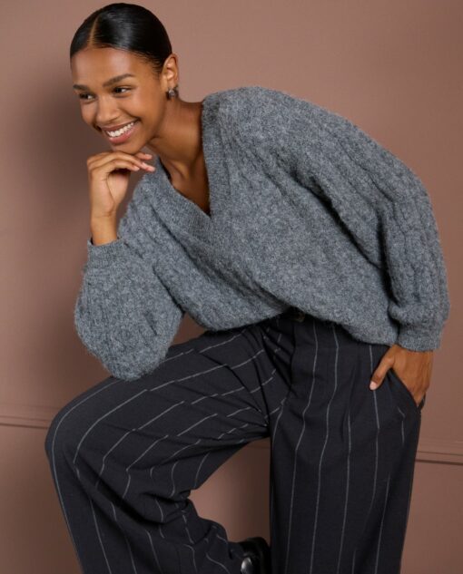Pantalón con raya diplomática Gris oscuro - Imagen 2