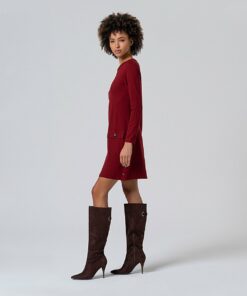 Alternative view of Vestido corto con corte evasé. Rojo Ingles