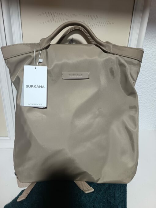 Mochila de nylon fruncida