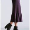 Falda detalle retenidas. Morado