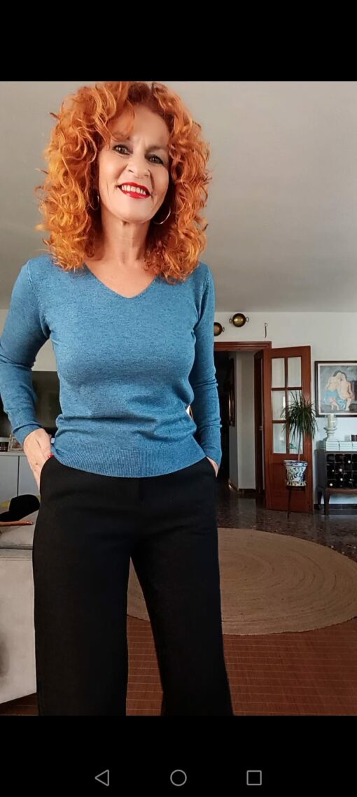 Jersey básico cuello pico azul