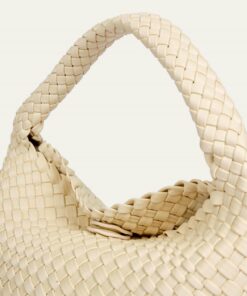 Alternative view of Bolso de hombro trenzado