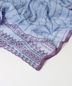 Alternative view of Pañuelo rectangular estampado azul