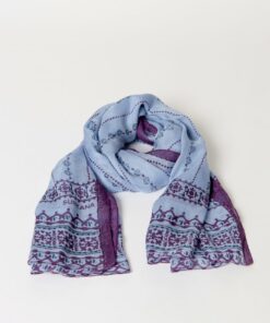 Pañuelo rectangular estampado azul