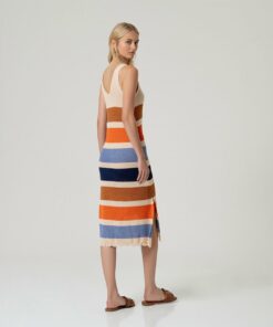 Alternative view of Vestido escote pico largo listado