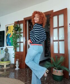 Alternative view of Jeans