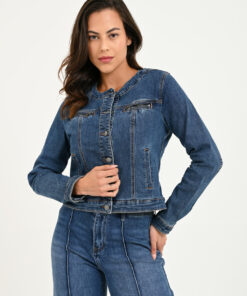 Cazadora vaquera corta