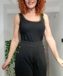 Pantalón negro botones