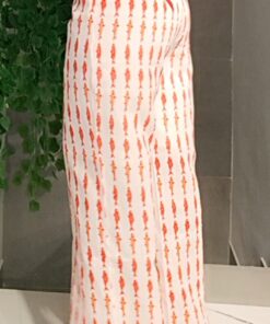 Alternative view of Pantalón peces