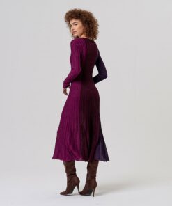 Alternative view of Vestido escote picoc con bloques de color Burdeos